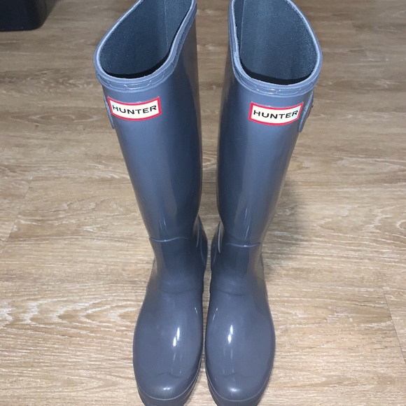 Hunter Shoes - Women's size 9 Grey Hunter Boots